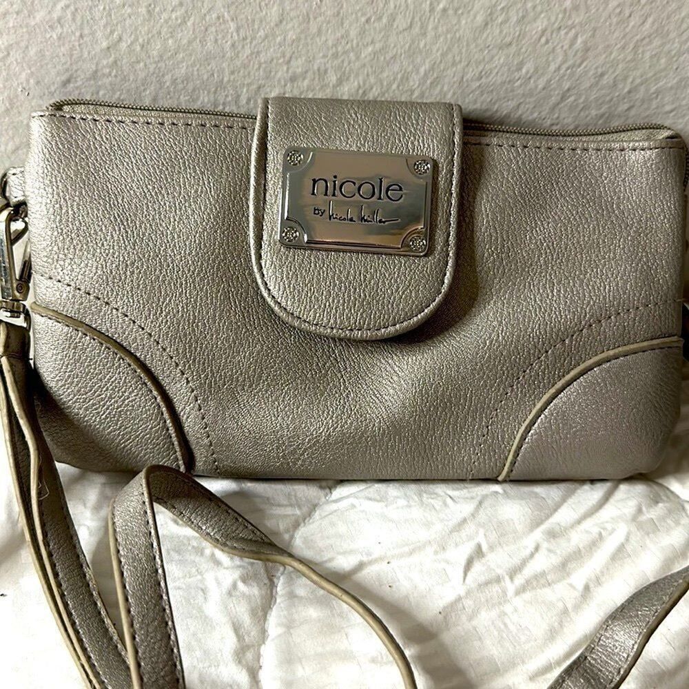 Nicole by Nicole Miller Womens Ladies Silver Crossbody or Wristlet